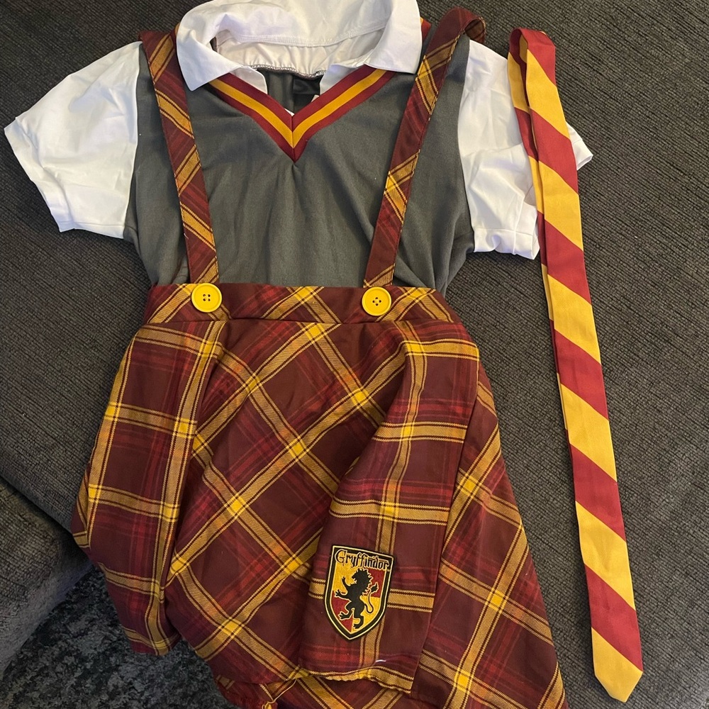 Hermoine Costume with Red and Yellow Plaid Gryffindor uniform